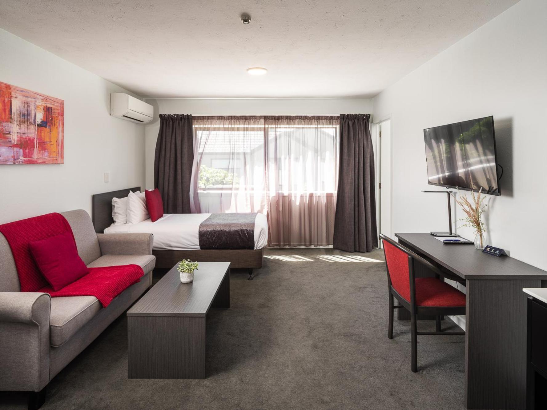 Carnmore Hagley Park 4*